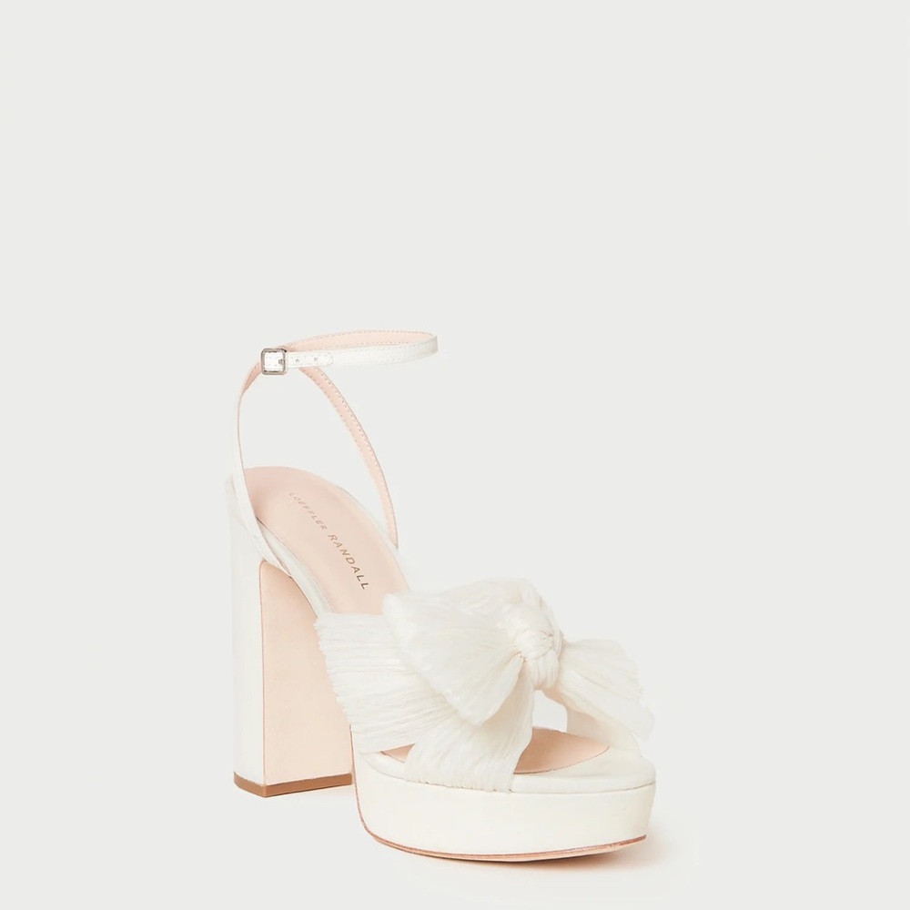 NWT Loeffler Randall Natalia Pearl Platform Bow Heel, size 7